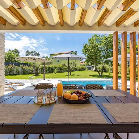 Zanetta Pet Friendly Near Porec For 6 People With Sea View & Private Pool *