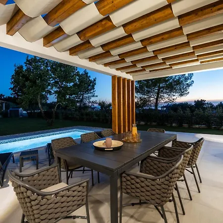 Zanetta Pet Friendly Near Porec For 6 People With Sea View & Private Pool * مراسي