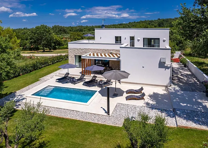 Zanetta Pet Friendly Near Porec For 6 People With Sea View & Private Pool * Marasi
