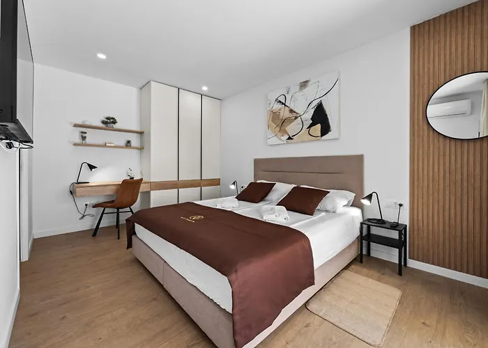 Zanetta Pet Friendly Near Porec For 6 People With Sea View & Private Pool 别墅 Marasi