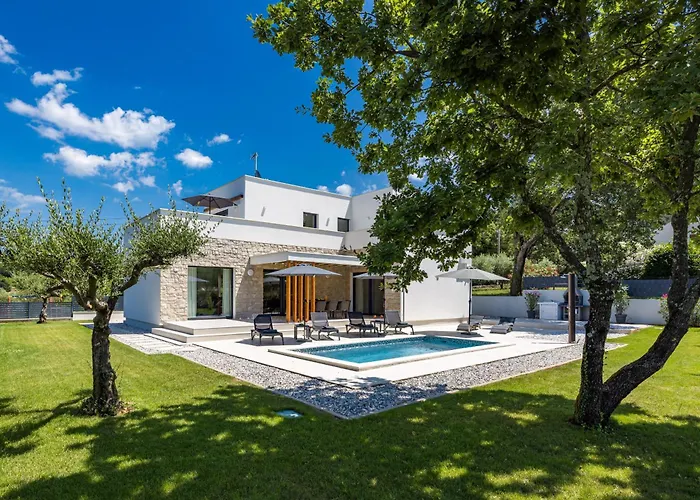 Zanetta Pet Friendly Near Porec For 6 People With Sea View & Private Pool Marasi